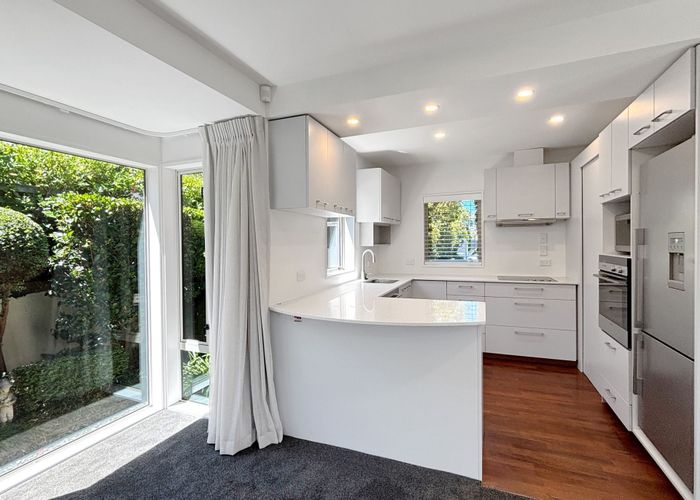  at 11A Aikmans Rd, Merivale, Christchurch City, Canterbury