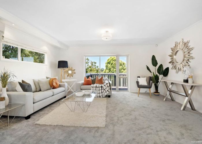  at 1/2 Eastwood Rise, Browns Bay, Auckland
