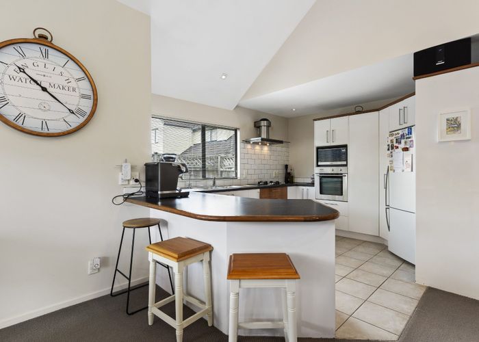  at 187 Gills Road, Half Moon Bay, Auckland