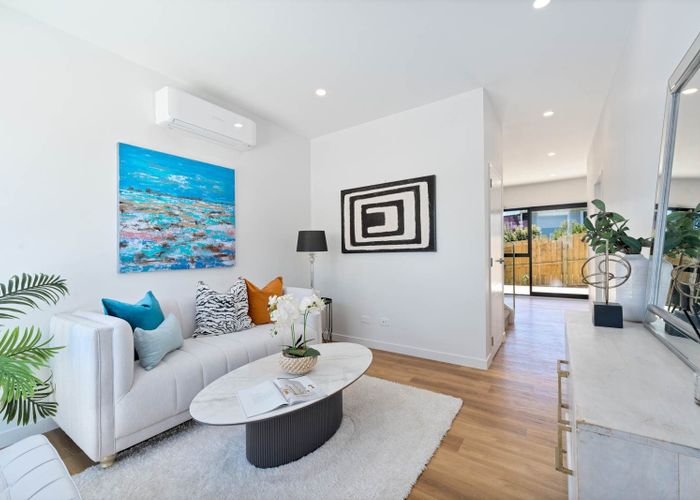  at 21C Barron Drive, Green Bay, Waitakere City, Auckland