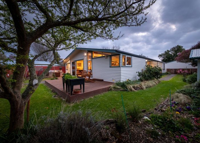  at 11 Surrey Crescent, Hokowhitu, Palmerston North