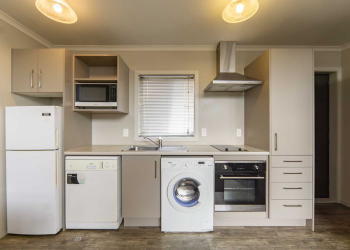  at 32J Abbotsford Street, Hamilton City Central, Hamilton, Waikato