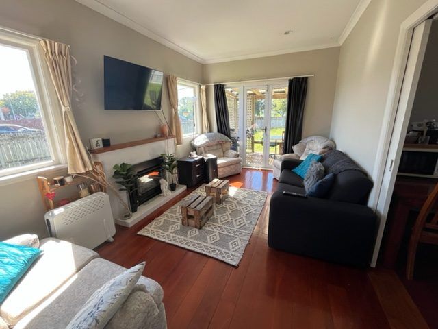  at 220 Clyde Street, Hamilton East, Hamilton