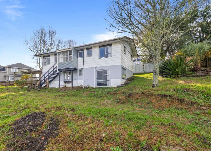  at 5 Wallace Road, Ranui, Waitakere City, Auckland