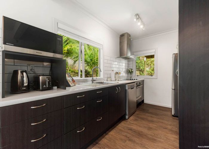  at 13 Roseneath Place, Birkdale, North Shore City, Auckland