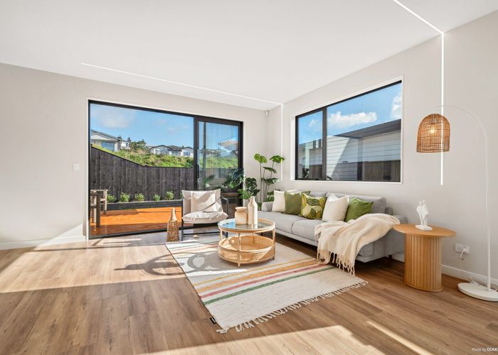  at 8 Kuhu Way, Millwater, Rodney, Auckland
