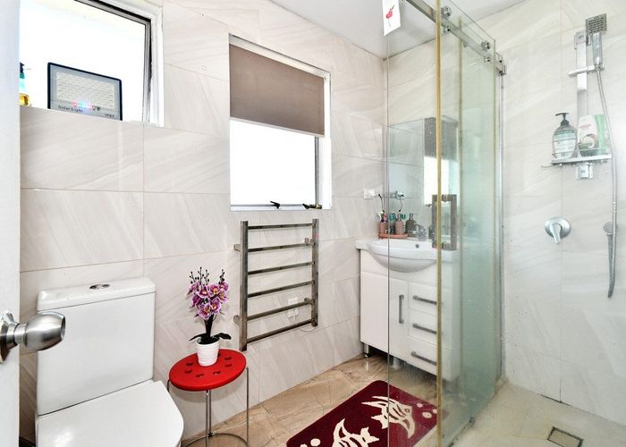  at 14 Shalimar Place, Clover Park, Manukau City, Auckland