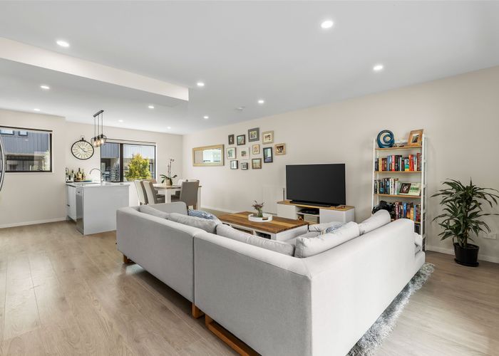  at 14/5 Perekia Street, Albany, Auckland