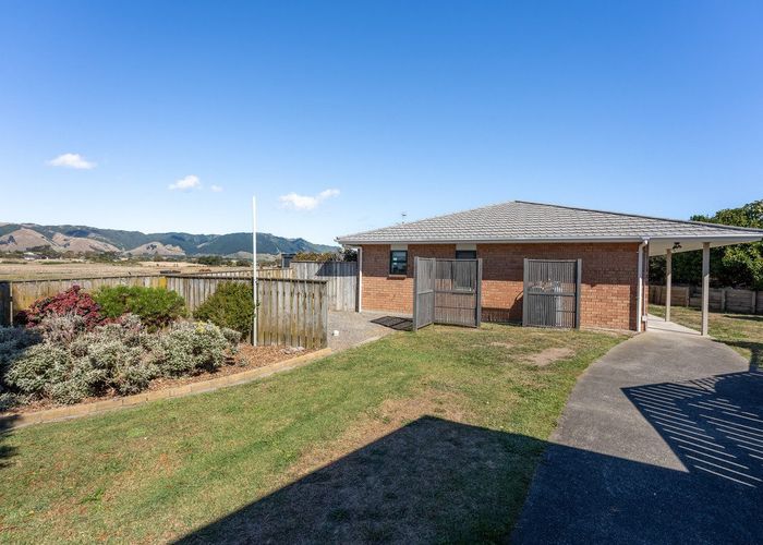  at 13 Brendan Drive, Te Horo Beach