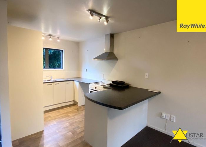  at 2/196 Old Titirangi Rd, Titirangi, Waitakere City, Auckland