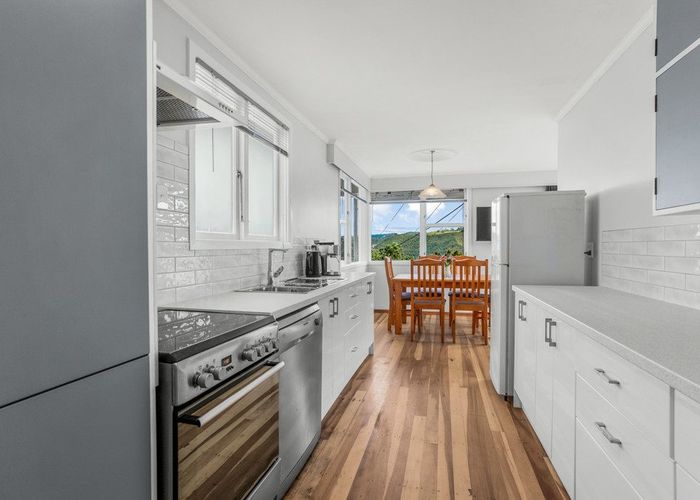  at 15 Lord Street, Stokes Valley, Lower Hutt, Wellington