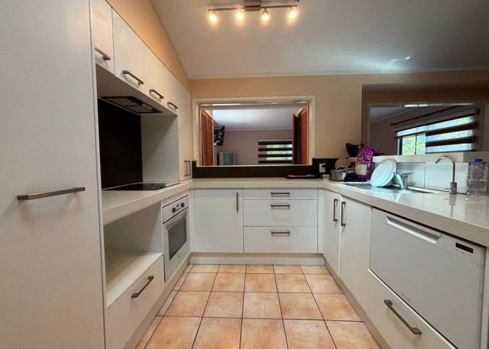  at 13 Sheralee Place, Bucklands Beach, Manukau City, Auckland