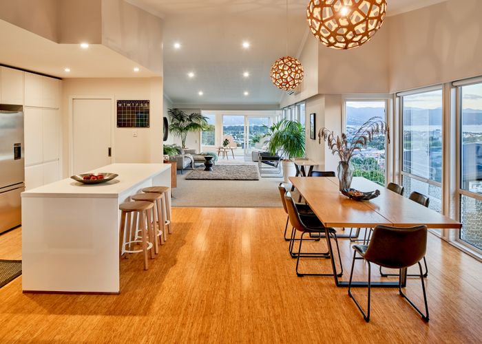  at 16 Dowse Drive, Maungaraki, Lower Hutt