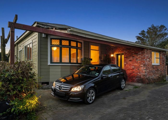  at 11 Hanover Street, Wadestown, Wellington, Wellington