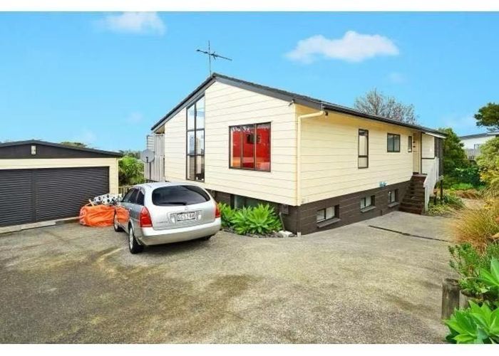  at 14 Glendhu Road, Bayview, North Shore City, Auckland