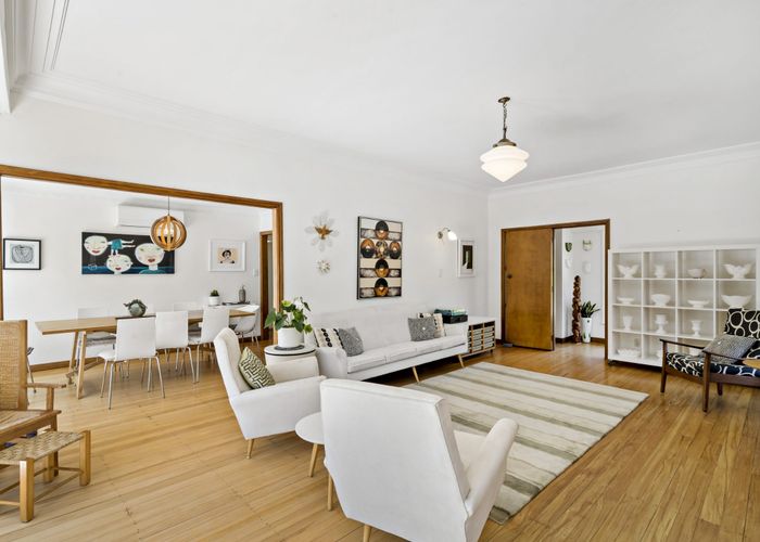  at 8 Colenso Place, Mission Bay, Auckland
