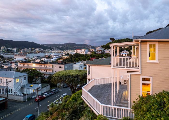  at 17 Austin Street, Mount Victoria, Wellington, Wellington