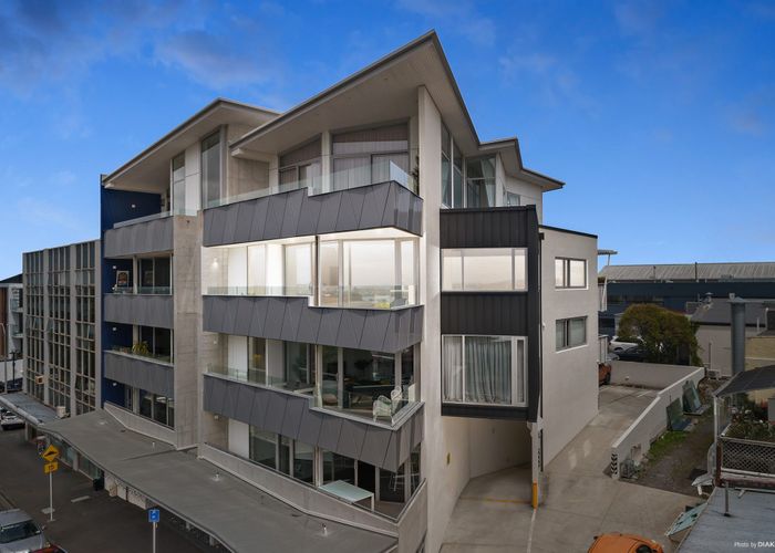  at 3/15 Rawene Road, Birkenhead, North Shore City, Auckland