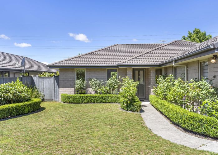  at 12 Silkwood Crescent, Karaka Harbourside, Franklin, Auckland