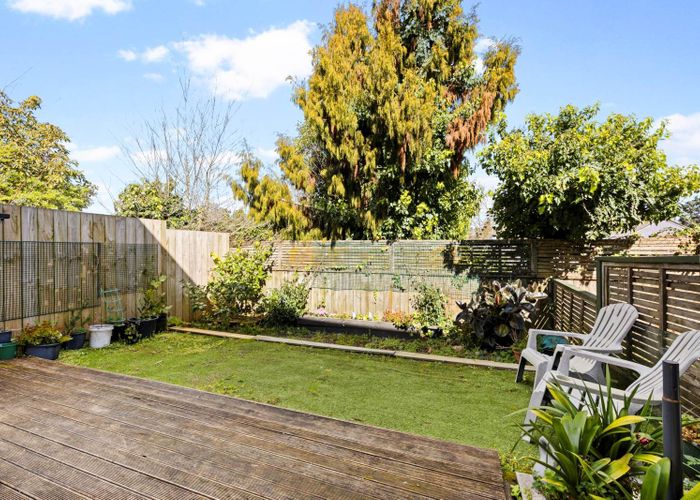  at 47/1 Ambrico Place, New Lynn, Waitakere City, Auckland