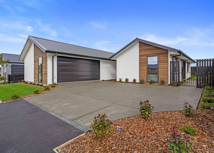  at 64 Blunden Road, Lincoln, Lincoln