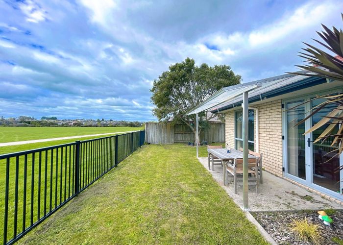 at 48 Parkside Drive, Huntington, Hamilton
