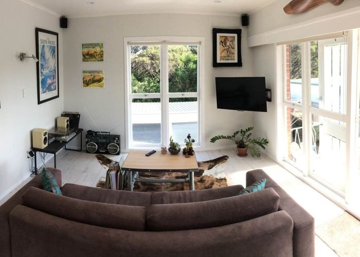  at 4/19 Thatcher Street, Mission Bay, Auckland