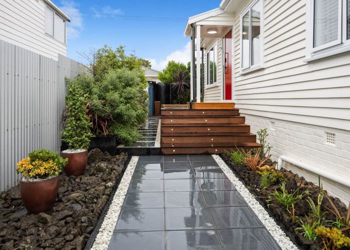  at 38 Harding Avenue, Mount Wellington, Auckland City, Auckland