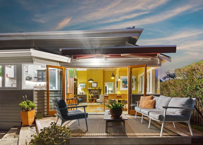  at 20 Norwood Road, Bayswater, North Shore City, Auckland