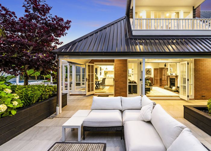  at 22 Burwood Crescent, Remuera, Auckland