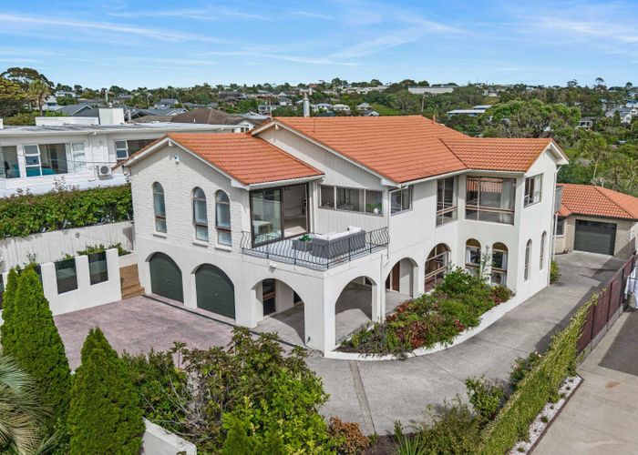  at 18 Folkestone Street, Murrays Bay, North Shore City, Auckland