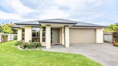  at 15 St Johns Heights, Otamatea, Whanganui