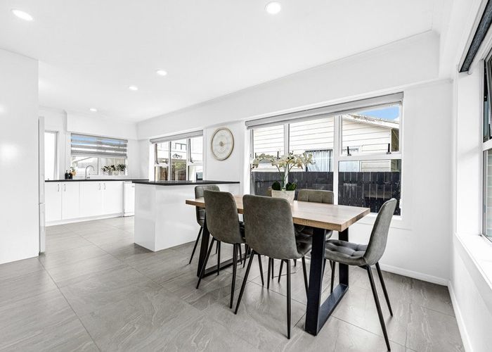  at 2/286 Porchester Road, Takanini, Papakura, Auckland