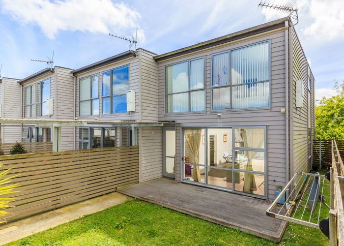  at 14 Kauri Drive, Takanini, Papakura, Auckland