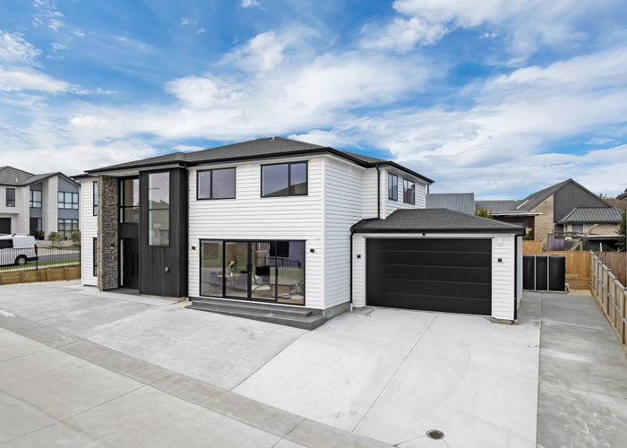  at 2A Matatahi Road, Flat Bush, Manukau City, Auckland