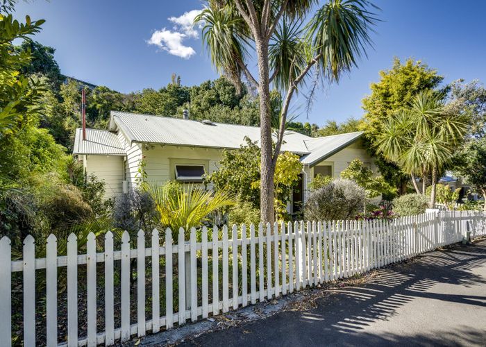  at 47 Shakespeare Road, Bluff Hill, Napier