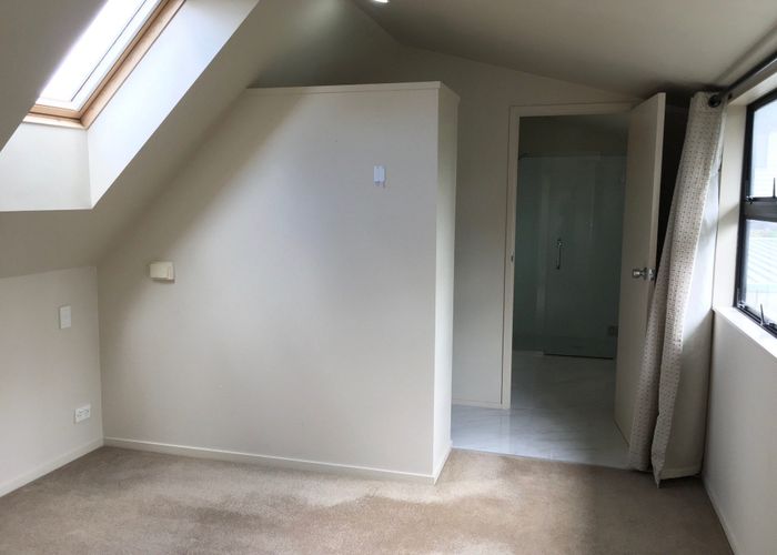  at 2 Braemar Road, Castor Bay, North Shore City, Auckland