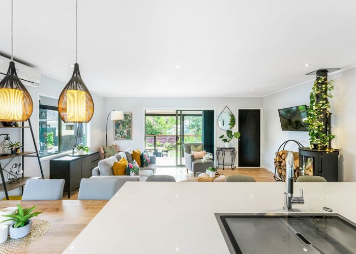  at 1 Mayer Place, Ranui, Auckland