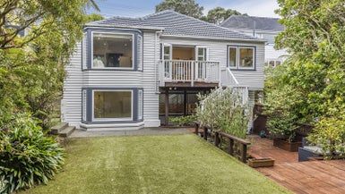  at 33 Clark Street, Khandallah, Wellington