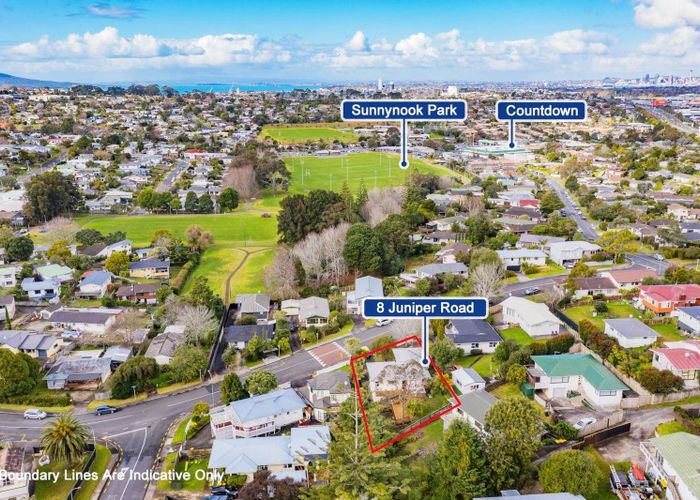  at 8 Juniper Road, Sunnynook, North Shore City, Auckland