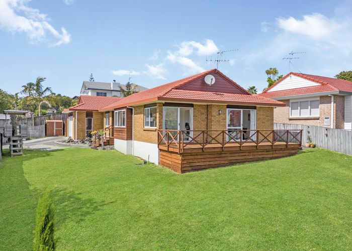  at 1/2 Perendale Close, Somerville, Auckland