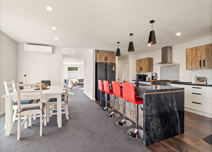  at 2 Chatham Street, Waihola, Milton