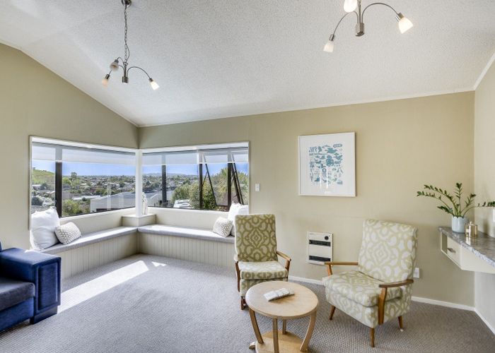  at 41 Churchill Drive, Taradale, Napier