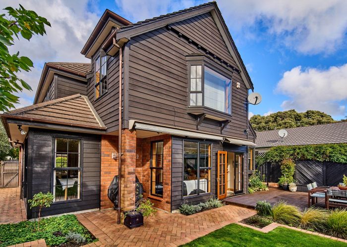 at 3 Kauri Street, Woburn, Lower Hutt