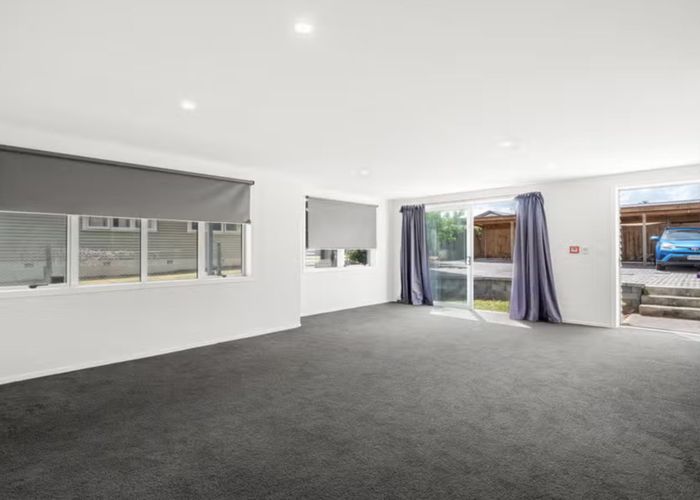  at Units 1-6/200 Pilkington Road, Point England, Auckland City, Auckland