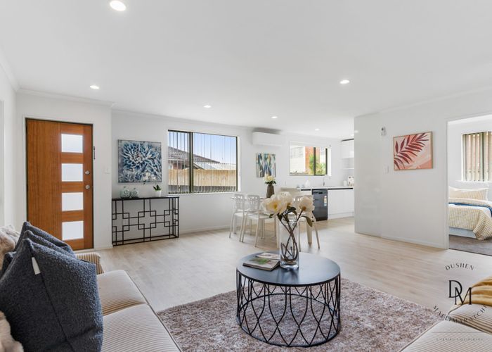  at 25 Piriti Place, Weymouth, Auckland