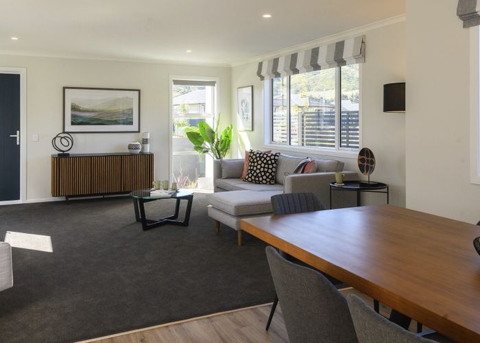  at 40 Bluff Road, Kenepuru, Porirua