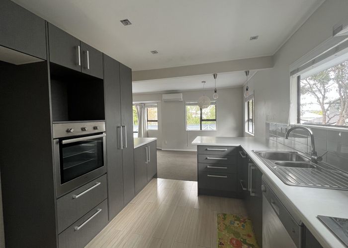  at 2E/2 Sunnynook Rd, Sunnynook, North Shore City, Auckland