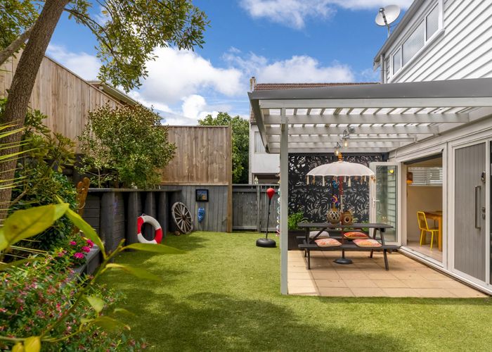  at 3/89 Francis Street, Hauraki, Auckland