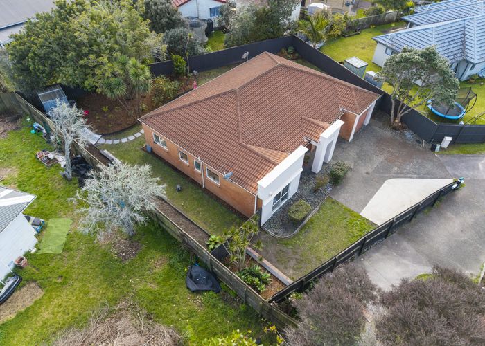  at 319A Royal Road, Massey, Waitakere City, Auckland